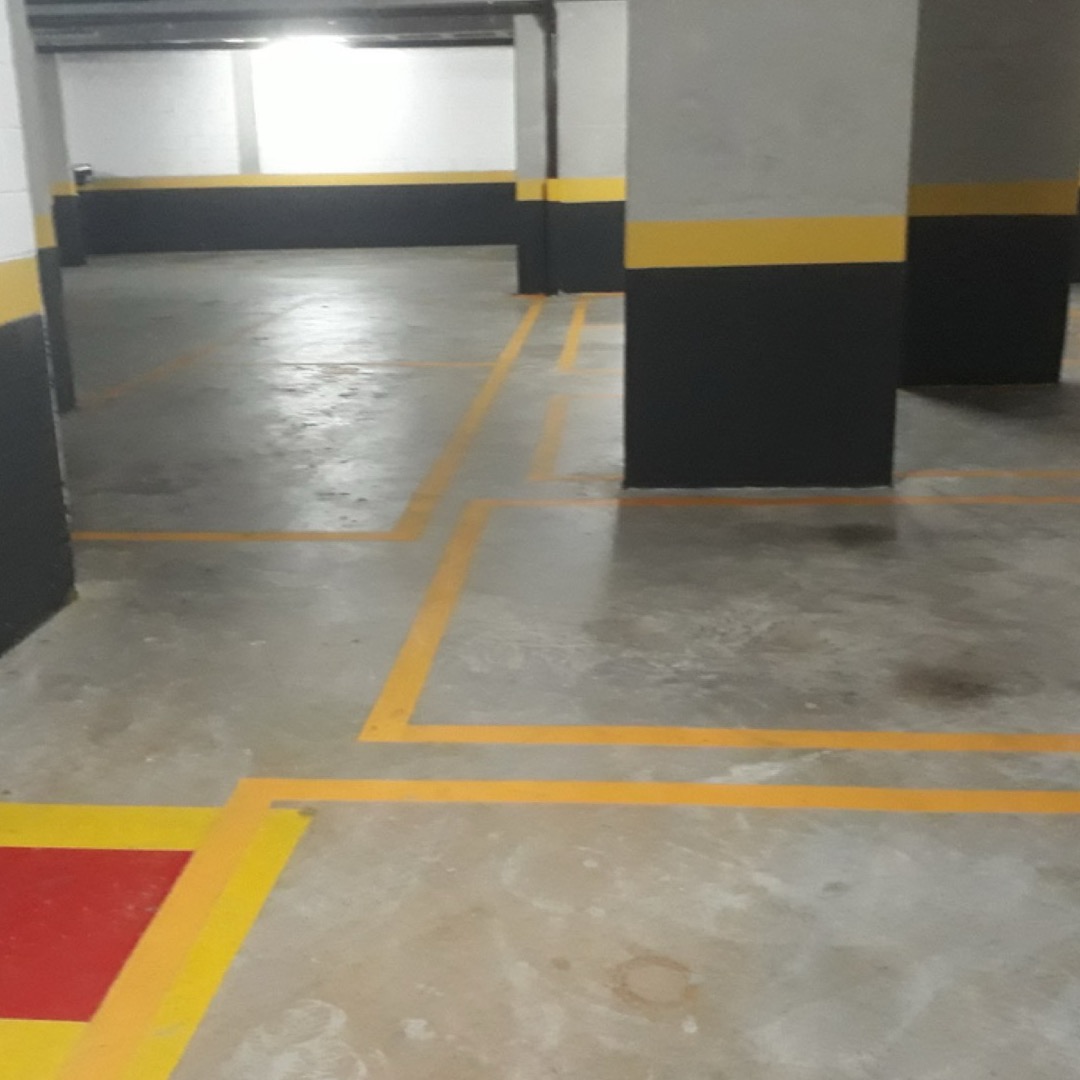 Garagem com piso epóxi